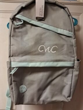 NWT Simple Modern "The Legacy 25L" Ellis Backpack. Light Blue & Gray